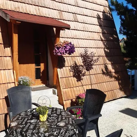 Apartment Romanticka Chalupa Strba Exterior photo